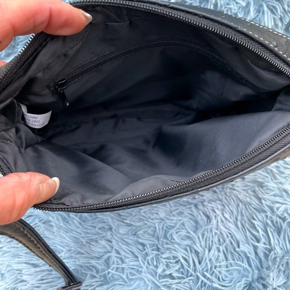 Koltov Crossbody Purse Black Astridge Pattern Adjustable Strap Silver Tone - Picture 4 of 4